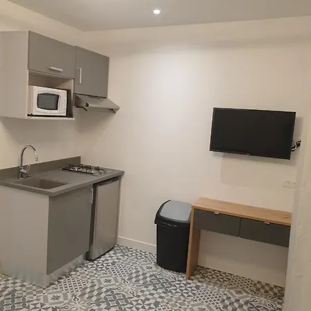 Aux Portes D' Amiens Cagny (Somme)