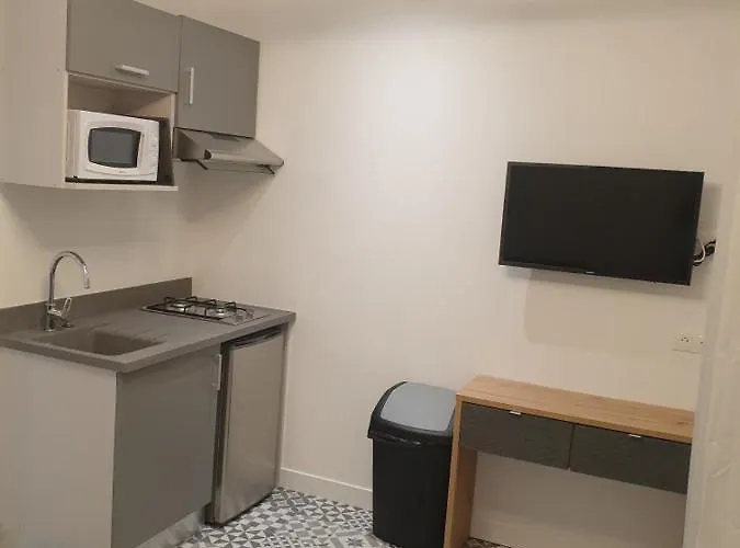 Aux Portes D' Amiens Cagny (Somme)